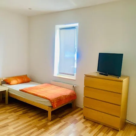 Komplettes Monteur Haus Сasa de vacaciones *