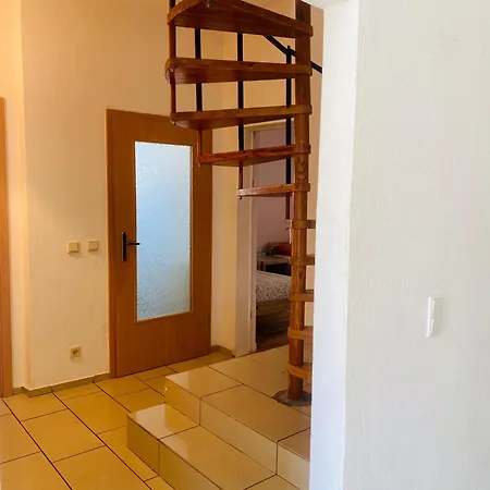 Tatil Evi Komplettes Monteur Haus *