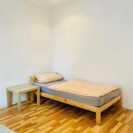 Komplettes Monteur Haus 펜션 *